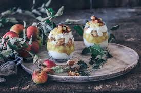 Leckeres Apfel Tiramisu Von Patrick Rosenthal Qvc Lieblingskuche Apfeltiramisu Apfelkompott Backpflaumen