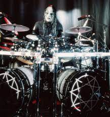 They split in 2003 but reunited in 2010. Joey Jordison Slipknot S Speed Demon Drum Magazine