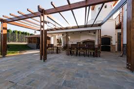 Kd überdachung ihr partner für qualitativ hochwertige überdachungen individuell gefertigt und mit hohen sicherheitsmerkmalen.ob terrassenüberdachung. Laube Und Pergola Im Garten Hausinfo