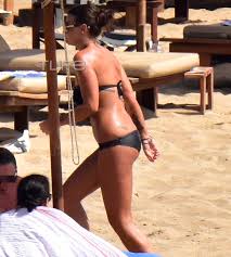 Ξενάγηση στο σπίτι της έκανε για τους τηλεθεατές της εκπομπής «στη φωλιά των κου κου» η νίνα λοτσάρη. Nina Lotsarh Kai Kormi Kai Fwnh Eikones Peiraiasnews Gr