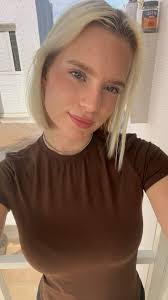 I think this place is bullshit , I send messages and my phone number asking  for friendship or intamacy