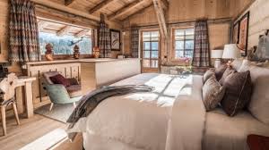 فورسيزونز تقدم لضيوفها تجارب فاخرة في جبال الألب الفرنسية مع لو شاليه دو مون داربوا مجيف