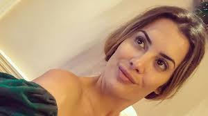 Mientras unos se separarán el próximo jueves, otros se reencontrarán. Candela Acevedo Gh Olvida A Antonio Tejado Con Su Nuevo Novio Telecinco
