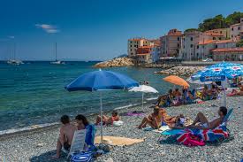 Marciana marina is situated on the nw coast of elba, some eight miles west of portoferraio. Marciana Marina Insel Elba Der Grosse Reisefuhrer