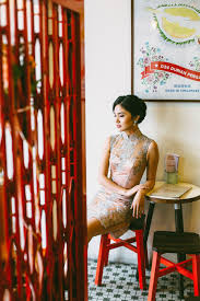 Blast From The Past A Vintage Singapore Themed Styled Shoot Cheongsam Wedding Singapore Fashion Traditional Chinese Dress