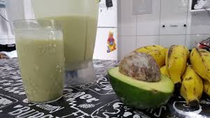 Nesta lista, você pode conferir nove receitas especiais de vitamina de abacate. Como Fazer Vitamina De Abacate Banana E Mel Youtube