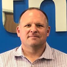 When you look at the pros, they do one thing really well instead of trying  to do everything.