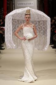 Pin By Paisley Winkles On Haute Looks Crazy Dresses Horrible Wedding Dress Weird Wedding Dress