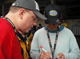 I've recently moved to the are and need a new barber does anyone have any  recommendations? TIA