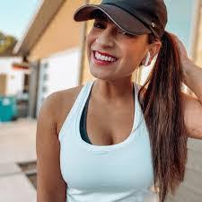 Deena Stephens's Instagram, Twitter & Facebook