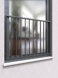 Gelander Vor Fenster Fenster Gelander Fenstergelander Fensterbrustung Fenster Architektur Gelander Balkon