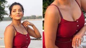 Download royalty free photos, videos and music. You Won T Get Your Eyes Off From This Hot And Sexy Video Of Monalisa Newstrack English 1