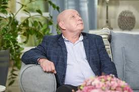 Ożenił się w wieku 21 lat, ma dwoje dzieci. Krzysztof Jackowski Ma Nowa Przepowiednie Mam Nadzieje Ze Moje Przeczucia Sa Bledne