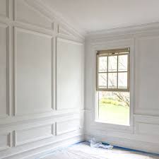 Ideally, molding is fastened to the wall or cabinet with finishing nails for a tight and professional installation. Five Moulding Tricks To Give Height To Your Ceilings Moulding Hack Moulding Ideas Moulding Tutorial Jeweled Int Wall Molding Living Room Millwork Wall Home