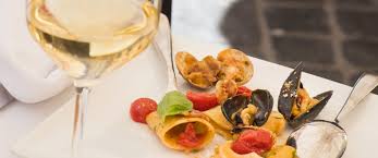 Einfach bei ristorante roma essen bestellen und gratis liefern lassen! Pierluigi The First Fish Restaurant Rome Since 1938