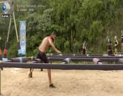 Survivor românia is an romanian reality game show based on the international survivor format. Survivor Live Stream Online 22 Ianuarie 2021 Kanal D Live Video Lupta ContinuÄƒ