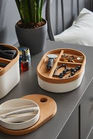 Saxborga Kasten Mit Spiegeldeckel Kunststoff Kork 24x17 Cm Ikea Deutschland Kosmetik Aufbewahrung Reinigungsmittel Schminkaufbewahrung