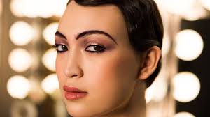 How to Do a 2019 Met Gala-Themed Makeup Look at Home