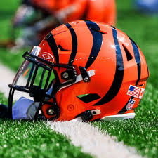 BREAKING: Cincinnati Bengals Reportedly Signing Notable Quarterback Amid  Joe Burrow's Serious Injury Full story via 🔗 in comments. 👇
