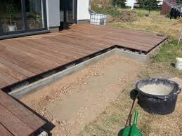 07 Juni Terrasseneinfassung Unser Traum Vom Eigenheim Holzterrasse Terrasse Terassenentwurf