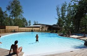 Guests of campanile bordeaux le lac enjoy free wifi in public areas, a meeting room, and free newspapers. Campingplatz Camping De Bordeaux Village Du Lac In Bruges Gironde Campingfrance Com
