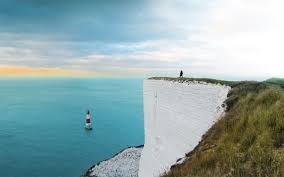 Chillinaris The Place Where The Earth Ends Sussex The Place In 2020 Breathtaking Places East Sussex Clear Water