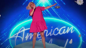 Watch katy perry and darius rucker perform only love at the 2020 amas. Katy Perry Performs Daisies On American Idol Finale Using Groundbreaking Cgi That Grape Juice