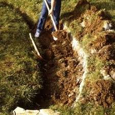 tutoriel construire un muret de soutenement sur un terrain en pente muret de jardin jardin en pente et muret