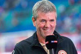 He currently coaches fortuna düsseldorf. Mit Die Schonste Zeit Die Ich Je Als Trainer Erlebt Habe Ex Trainer Friedhelm Funkel Im Interview Eintracht Frankfurt Profis