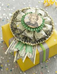 Bridal shower gift etiquette can be tricky. 24 Original Ways To Offer Someone Money As A Gift Page 2 Of 4 Creatistic