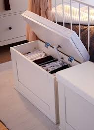 Soluciones Para Una Habitacion Sin Armarios Dormitorios Dormitorio Pequeno Ikea Decoracion De Unas