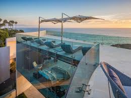 Appears as character in the digital comic application that the user can interact with. Alicia Keys Compra La Casa Di Iron Man Per Quasi 21 Milioni Di Dollari Corriere It