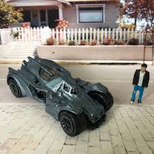In this epic showdown the two supercars race through tunnels of. Cfe258 2015 Mattel Hot Wheels Hw Dc Comics Batman Grey Diecast Scale Car Model Loose Set Kereta Mainan Toys Games Diecast Toy Vehicles On Carousell