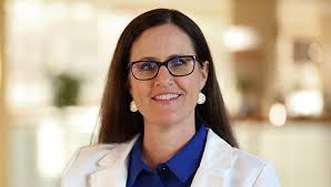 Robyn Marie McCune, CNP