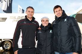 I love toto wolff so much he's such a savage. Menschen In Bewegung 7 Karl Wendlinger Jubilar