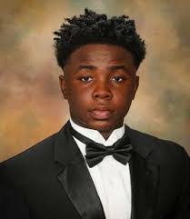 Madison Carden's Instagram, Twitter & Facebook