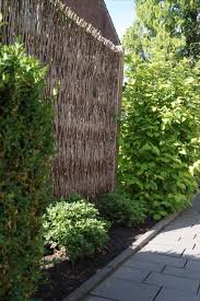 Sichtschutz Weidenelement Naturlich Holz Gartenbau Galabau Weiden