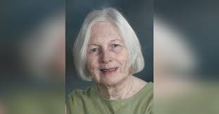 Jennie Graham's Instagram, Twitter & Facebook