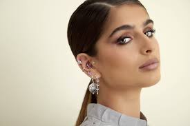 GERALDINE SILVER FLERA PIERCINGÖRHÄNGEN för din butik