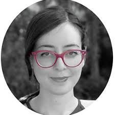 Ele Delgado's Instagram, Twitter & Facebook