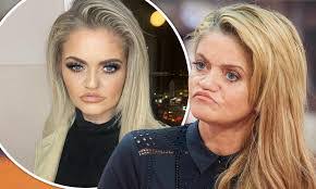 Jodie Sharp's Instagram, Twitter & Facebook