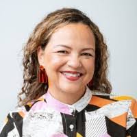 Michelle Lark's Instagram, Twitter & Facebook