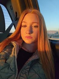 Ashley Fix's Instagram, Twitter & Facebook