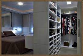 Ein raumteiler für schlafzimmer ist eine gute und vielfältige lösung zur raumaufteilung und ideen dazu gibt es viel. Schrank Als Raumteiler Ruckwand Verkleiden Raumteiler Schlafzimmer Schrank Begehbarer Kleiderschrank Raumteiler