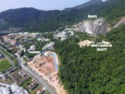 Suara kami dianggap sebagai tidak rasional oleh kerajaan pulau pinang apabila kami membantah pembangan di lereng bukit dahulu. Penang Kini Kejadian Tanah Runtuh Di Lengkok Lembah Facebook