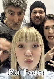 Derrière ma musique, il y a eux ❤️ Fière de partager cette aventure avec ma  team ! ✨ On vous donne rendez-vous le 21 mars au Poinçonnet ! 🎵 Lisa Dann  #reels #singer #lisadann #newmusic #team ...