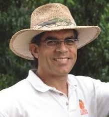 Peach Expert Desmond Layne Heads West