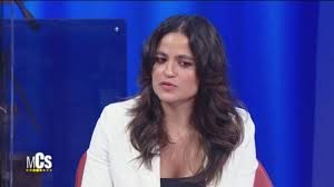 Facebook marketing expert & influencer. Veronica Gentili Sono Innamorata Maurizio Costanzo Show Clip Witty Tv
