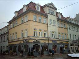 With over 35,000 people moving more than a billion parcels each year, you'll find certified ecommerce specialists all across europe, north america, asia and india. Datei Erfurt Anger 41 Galerie Im Flur Jpg Wikipedia