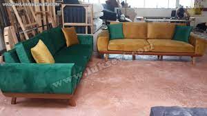 Istanbul koltuk takımı yataklı koyu yeşil ve hardal sarısı kadife kumaş ile müşterimiz için üretilmiştir. Istanbul Koltuk Takimi Yesil Ve Hardal Sarisi Kadife Luksevi